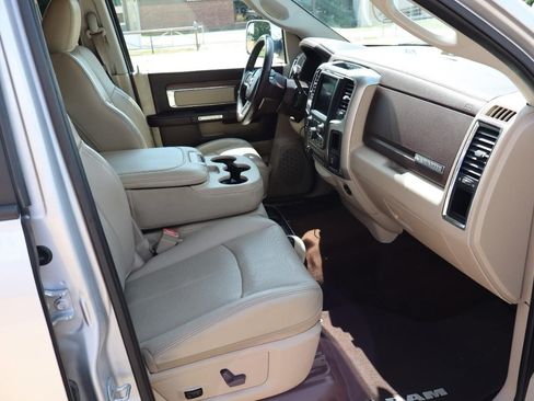 Used 2018 RAM 2500 Laramie w/ Convenience Group RWD image 21