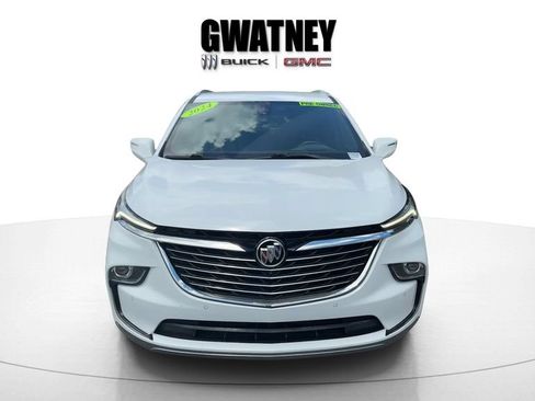 Used 2024 Buick Enclave Premium FWD image 2
