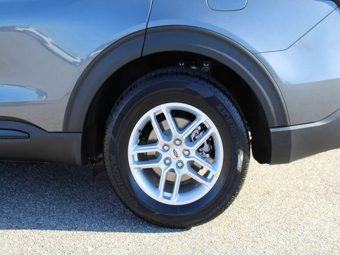 New 2026 Ford Explorer Active w/ Active Comfort Package image 20