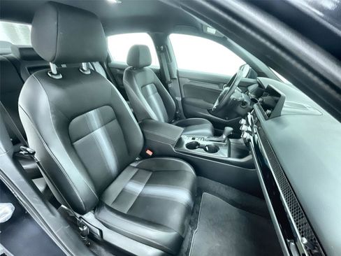 Certified 2025 Honda Civic Sport image 27