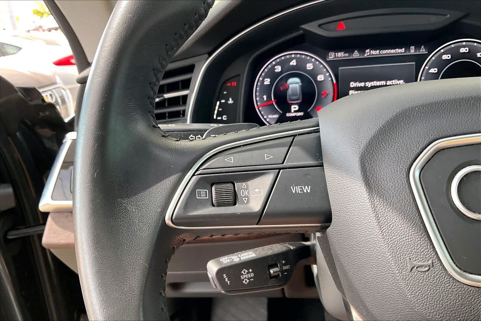 Used 2019 Audi Q8 Premium Plus w/ Premium Plus AWD/4WD image 23