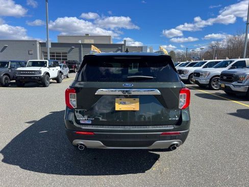 Certified 2023 Ford Explorer Limited w/ Equipment Group 301A image 4