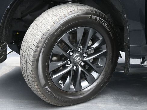 Used 2023 Lexus GX 460 Premium w/ Premium Package AWD/4WD image 25