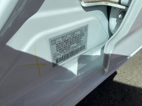 Used 2025 Nissan Sentra SV image 27