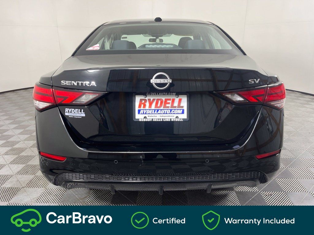 Used 2024 Nissan Sentra SV FWD image 6