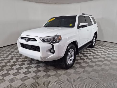 Used 2023 Toyota 4Runner SR5 Premium RWD image 7