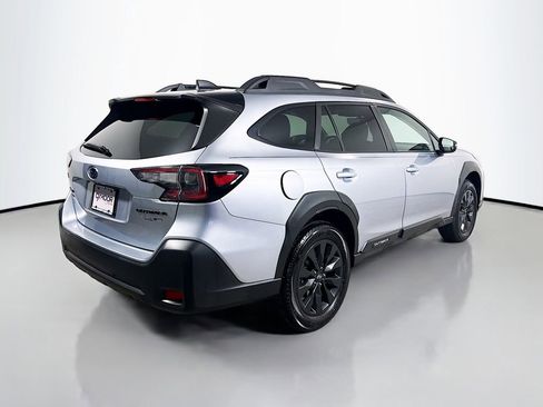 Used 2023 Subaru Outback Onyx Edition image 7