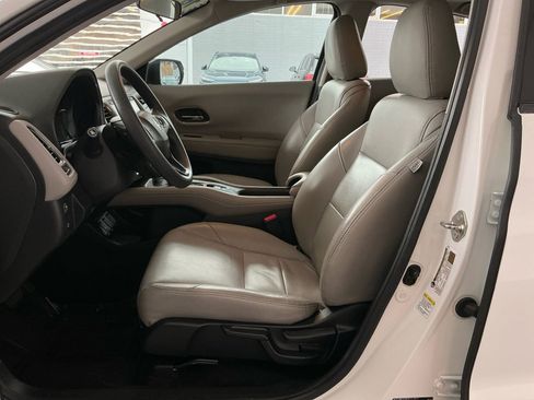 Used 2016 Honda HR-V EX image 33