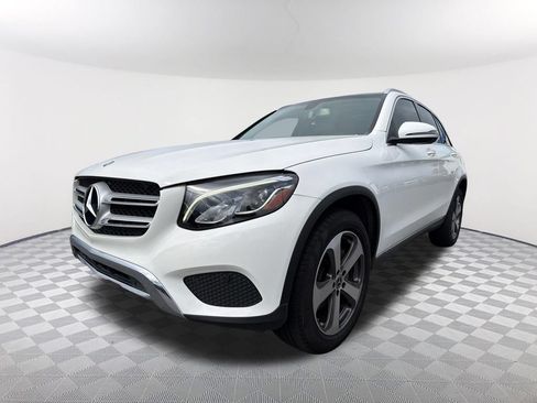 Used 2019 Mercedes-Benz GLC 300 image 1