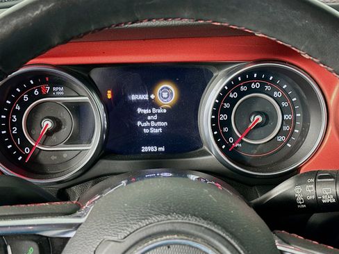 Used 2018 Jeep Wrangler Unlimited Rubicon AWD/4WD image 12