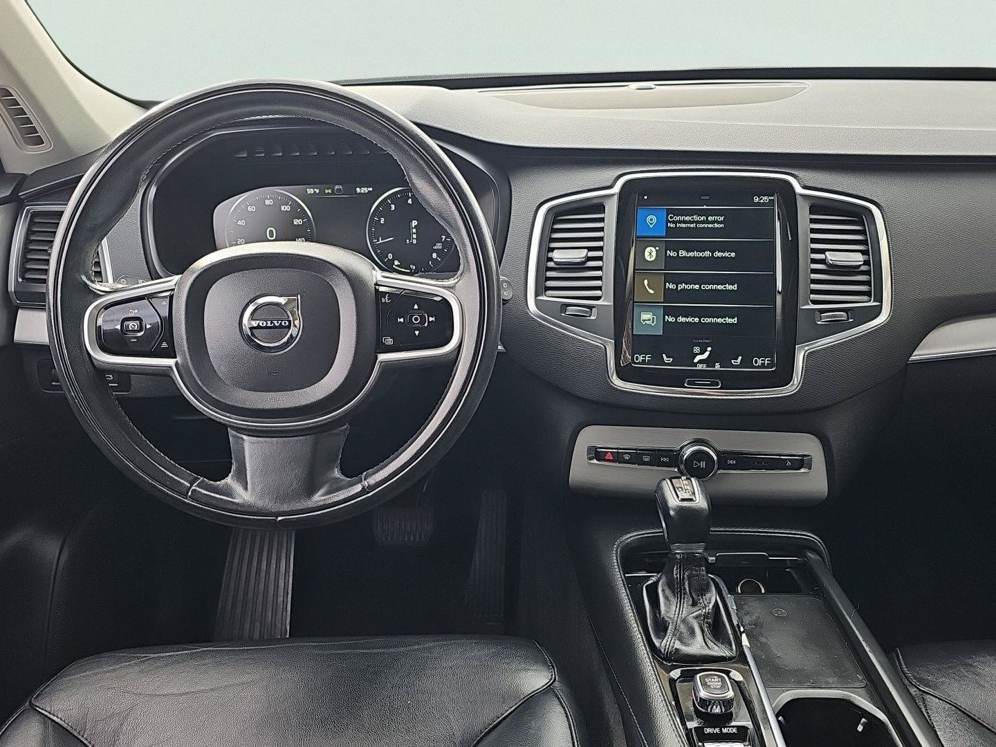 Used 2021 Volvo XC90 T5 Momentum w/ Climate Package FWD image 14