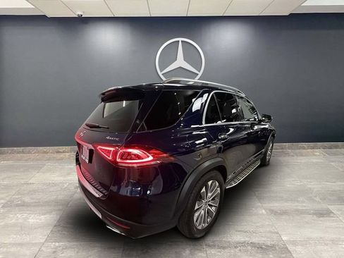 Used 2022 Mercedes-Benz GLE 350 4MATIC image 4
