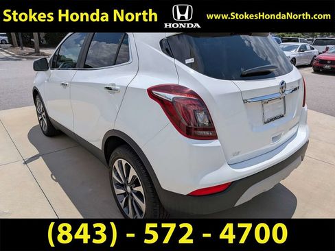 Used 2021 Buick Encore Preferred w/ Safety Package FWD image 5