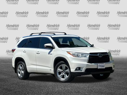 Used 2016 Toyota Highlander Limited Platinum image 2