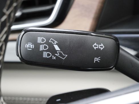 Certified 2025 Volkswagen Atlas SE AWD/4WD image 34