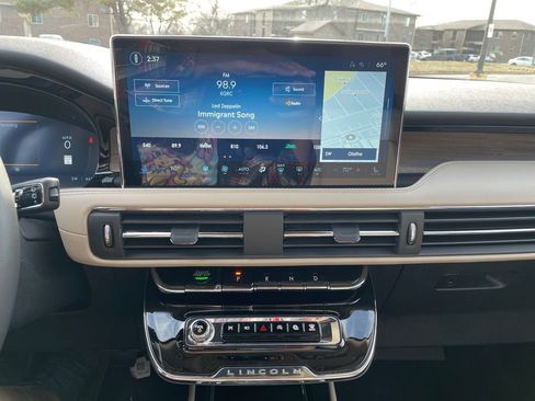 New 2026 Lincoln Corsair Reserve image 10