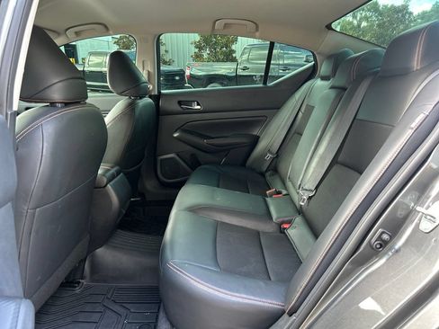 Used 2022 Nissan Altima 2.5 SR AWD/4WD image 13