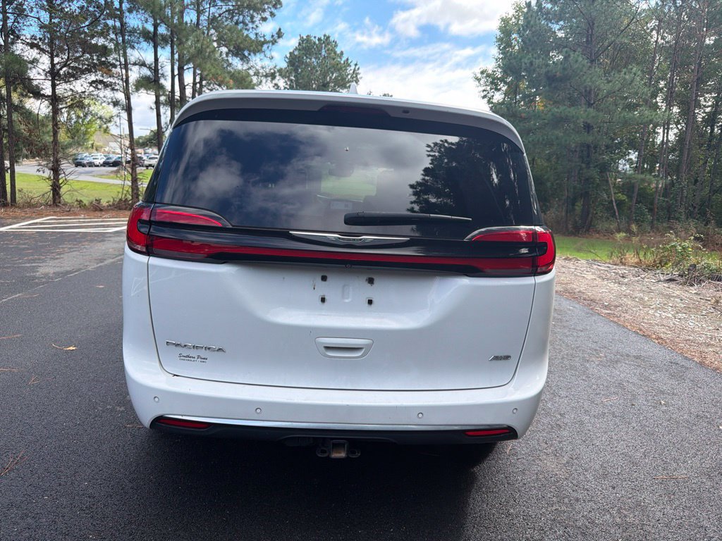 Used 2022 Chrysler Pacifica Pinnacle AWD/4WD image 7