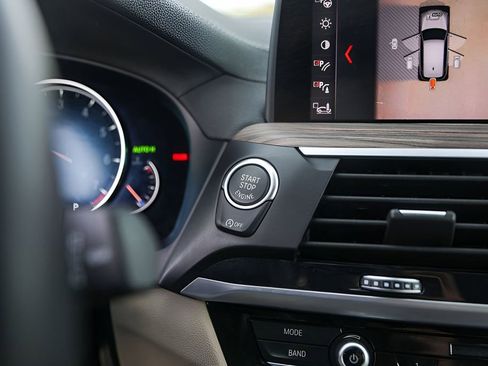 Used 2019 BMW X3 xDrive30i w/ Executive Package image 18