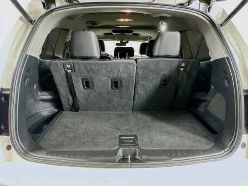 Used 2017 Honda Pilot Touring image 29