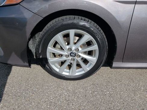 Used 2024 Toyota Camry LE FWD image 9