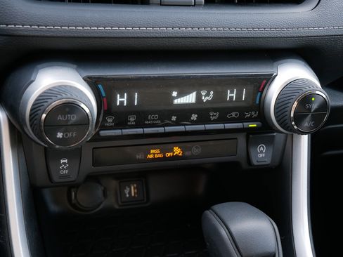 Certified 2025 Toyota RAV4 XLE image 23