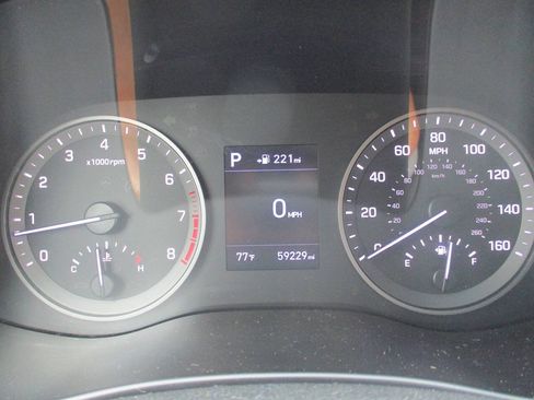 Used 2020 Hyundai Tucson Value w/ Winter Weather Package AWD/4WD image 13