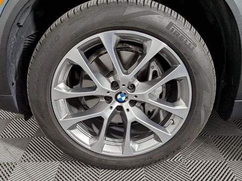Certified 2024 BMW X5 xDrive40i w/ Premium Package image 49