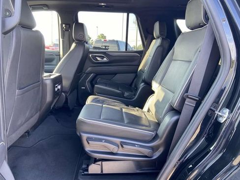 Used 2022 GMC Yukon SLT w/ SLT Premium Package AWD/4WD image 12