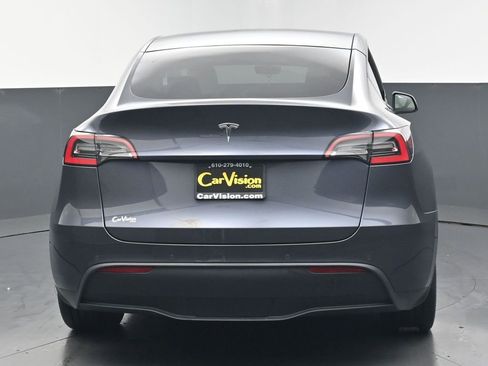 Used 2021 Tesla Model Y 2WD image 3