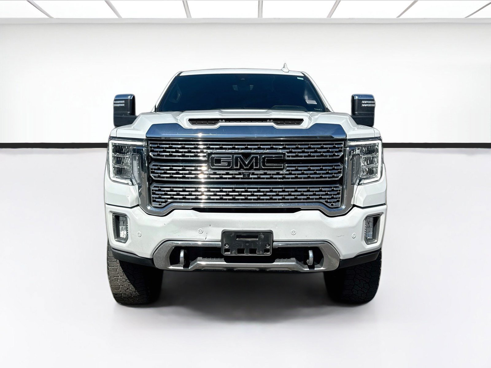 Used 2022 GMC Sierra 2500 Denali w/ Denali Ultimate Package AWD/4WD image 2