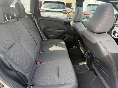 Used 2025 Subaru Forester Premium AWD/4WD image 24