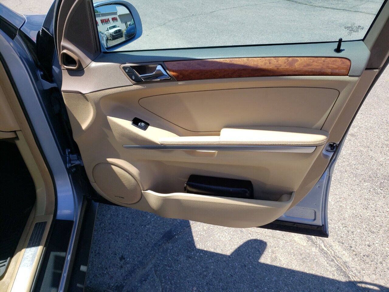 Used 2008 Mercedes-Benz ML 320 4MATIC image 36