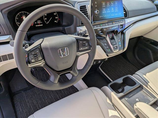 New 2026 Honda Odyssey Touring image 3