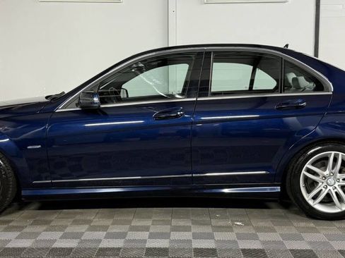 Used 2012 Mercedes-Benz C 250 Sedan image 4