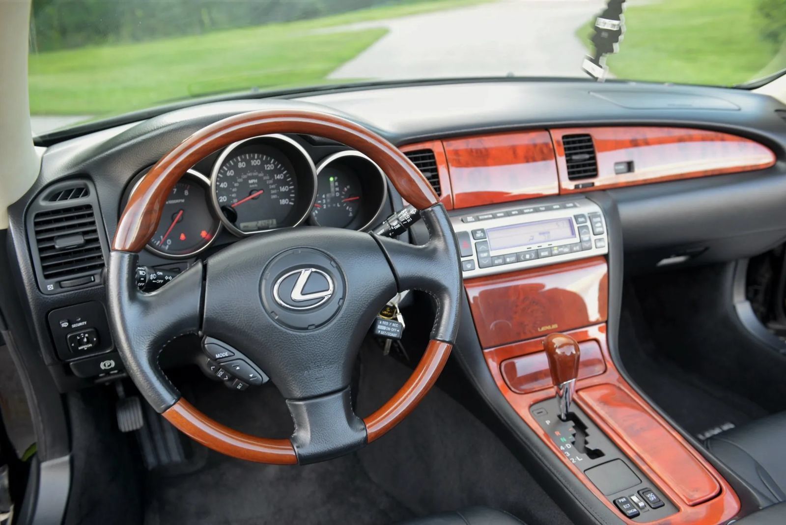 Used 2002 Lexus SC 430 Convertible RWD image 69