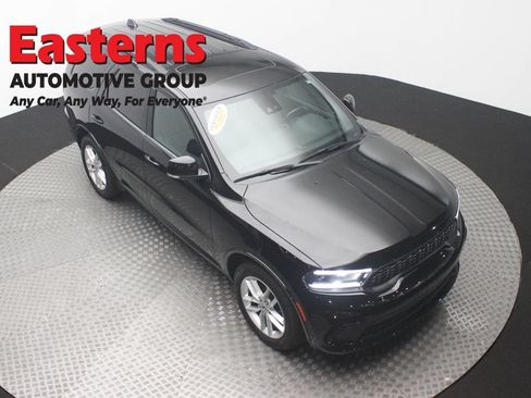 Used 2024 Dodge Durango GT RWD image 3
