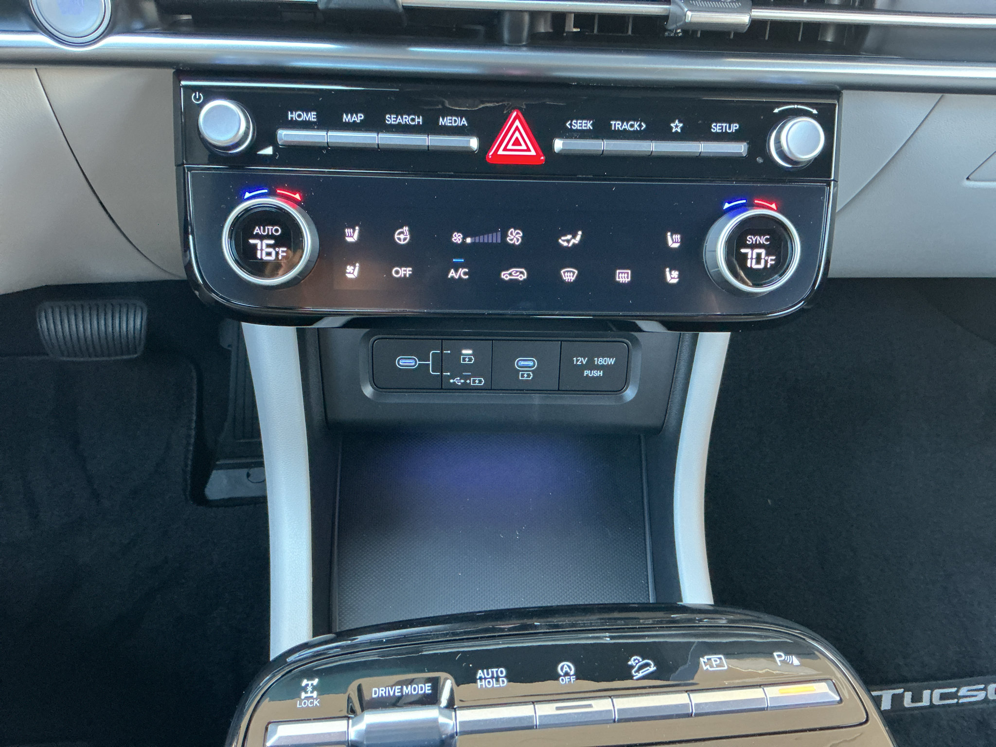 New 2026 Hyundai Tucson Limited AWD/4WD image 26