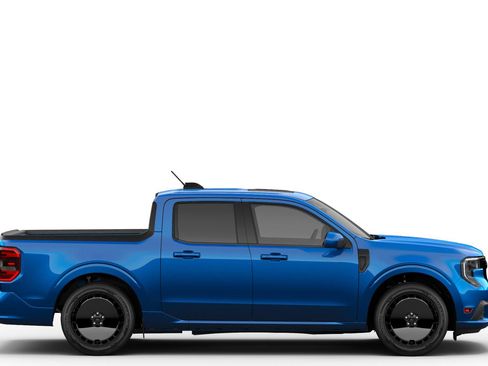 New 2026 Ford Maverick Lobo image 5