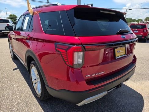 Certified 2025 Ford Explorer Platinum w/ LUX Leather Package AWD/4WD image 6