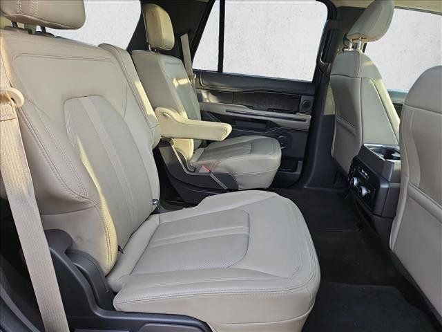 Used 2021 Ford Expedition Limited RWD image 23
