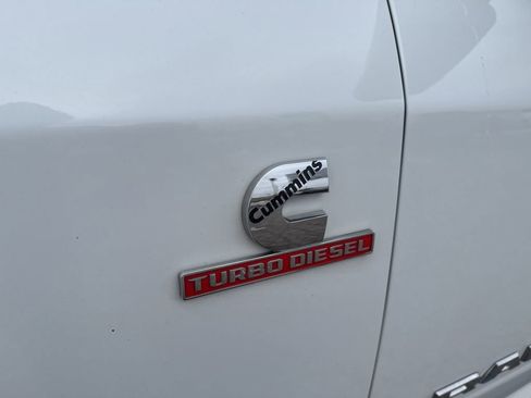Used 2022 RAM 3500 Big Horn image 3