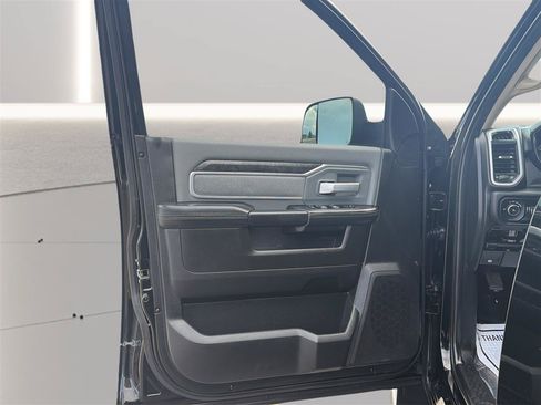 Used 2019 RAM 2500 Big Horn AWD/4WD image 14