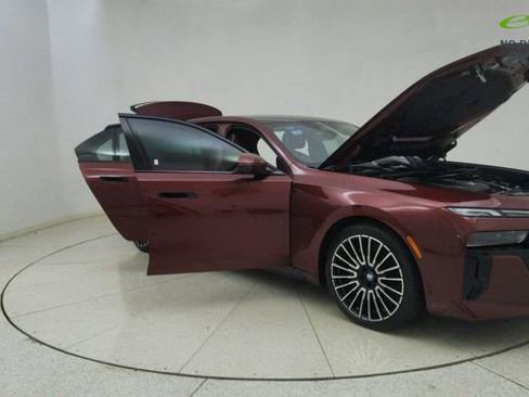 Used 2026 BMW 740i RWD image 71