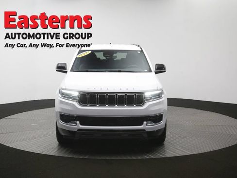 Used 2024 Jeep Wagoneer L Series II RWD image 56