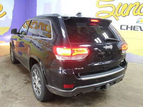 Used 2018 Jeep Grand Cherokee Limited AWD/4WD image 6