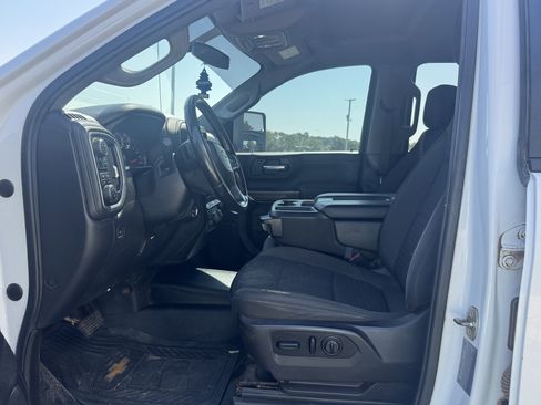 Used 2022 Chevrolet Silverado 3500 LT w/ Convenience Package image 7