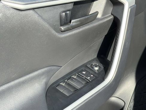 Certified 2025 Toyota RAV4 LE FWD image 25