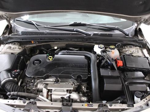 Used 2024 Chevrolet Malibu LS image 45