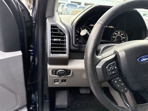 Used 2017 Ford F150 XLT w/ Equipment Group 302A Luxury image 20